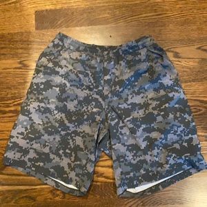 Lululemon Pace Breaker Pixel Camo Shorts Medium